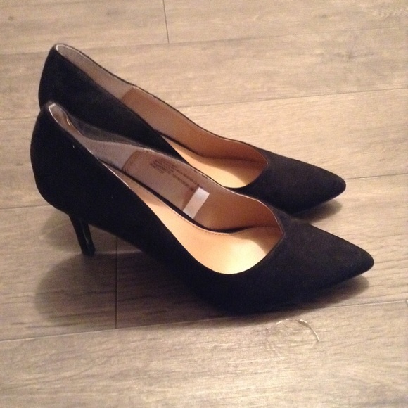 Black Suede Pointed Toe Heels - Picture 3 of 3